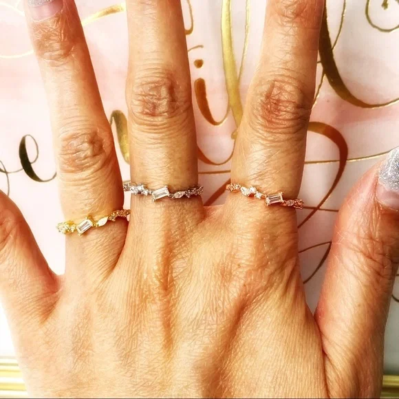 Grand Baguette Marquise Crystal Dainty SILVER Ring - Picture 4 of 5